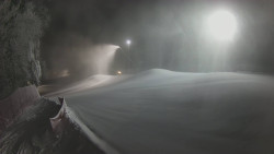 Prostřední část sjezdovky a snowpark