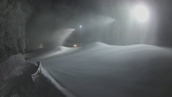 Prostřední část sjezdovky a snowpark