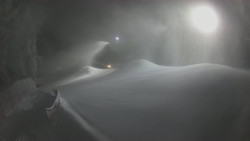 Prostřední část sjezdovky a snowpark