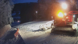 Prostřední část sjezdovky a snowpark