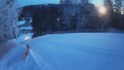 Prostřední část sjezdovky a snowpark