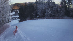 Prostřední část sjezdovky a snowpark