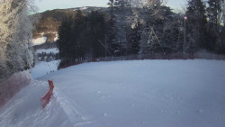 Prostřední část sjezdovky a snowpark