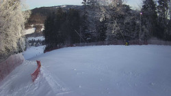 Prostřední část sjezdovky a snowpark