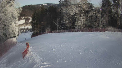 Prostřední část sjezdovky a snowpark