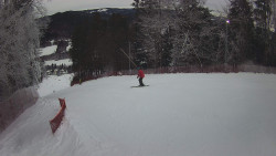 Prostřední část sjezdovky a snowpark