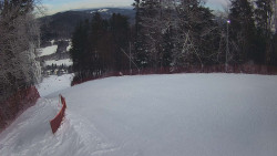 Prostřední část sjezdovky a snowpark