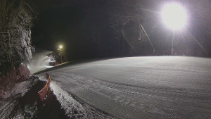 Skiareál Karolinka - Prostřední část sjezdovky a snowpark - 7.1.2026 v 02:10 Skiareál Karolinka - Prostřední část sjezdovky a snowpark - 7.1.2026 v 02:10