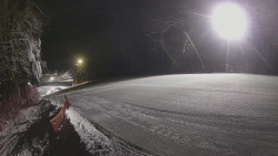 Prostřední část sjezdovky a snowpark