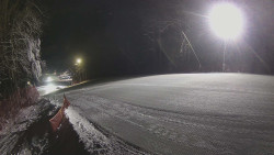 Prostřední část sjezdovky a snowpark