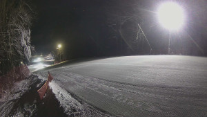Skiareál Karolinka - Prostřední část sjezdovky a snowpark - 7.1.2026 v 05:55 Skiareál Karolinka - Prostřední část sjezdovky a snowpark - 7.1.2026 v 05:55
