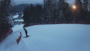 Skiareál Karolinka - Prostřední část sjezdovky a snowpark - 7.1.2026 v 07:50 Skiareál Karolinka - Prostřední část sjezdovky a snowpark - 7.1.2026 v 07:50