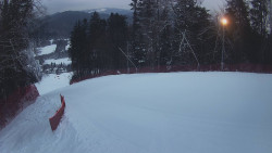 Prostřední část sjezdovky a snowpark