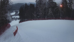Prostřední část sjezdovky a snowpark