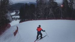 Prostřední část sjezdovky a snowpark