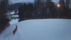 Prostřední část sjezdovky a snowpark
