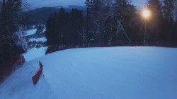 Prostřední část sjezdovky a snowpark
