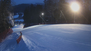 Skiareál Karolinka - Prostřední část sjezdovky a snowpark - 7.1.2026 v 16:35 Skiareál Karolinka - Prostřední část sjezdovky a snowpark - 7.1.2026 v 16:35