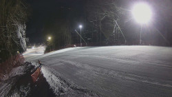 Prostřední část sjezdovky a snowpark