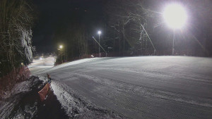 Skiareál Karolinka - Prostřední část sjezdovky a snowpark - 7.1.2026 v 17:02 Skiareál Karolinka - Prostřední část sjezdovky a snowpark - 7.1.2026 v 17:02