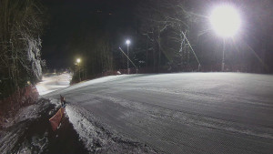 Skiareál Karolinka - Prostřední část sjezdovky a snowpark - 7.1.2026 v 17:10 Skiareál Karolinka - Prostřední část sjezdovky a snowpark - 7.1.2026 v 17:10