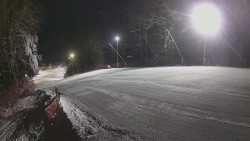 Prostřední část sjezdovky a snowpark