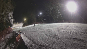 Skiareál Karolinka - Prostřední část sjezdovky a snowpark - 7.1.2026 v 18:10 Skiareál Karolinka - Prostřední část sjezdovky a snowpark - 7.1.2026 v 18:10