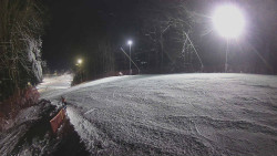 Prostřední část sjezdovky a snowpark