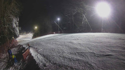 Prostřední část sjezdovky a snowpark