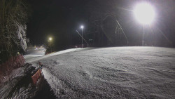Prostřední část sjezdovky a snowpark