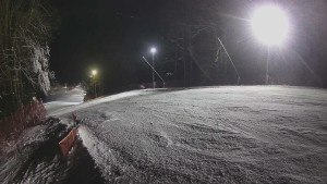 Skiareál Karolinka - Prostřední část sjezdovky a snowpark - 7.1.2026 v 22:10 Skiareál Karolinka - Prostřední část sjezdovky a snowpark - 7.1.2026 v 22:10