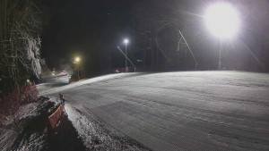 Skiareál Karolinka - Prostřední část sjezdovky a snowpark - 7.1.2026 v 23:15 Skiareál Karolinka - Prostřední část sjezdovky a snowpark - 7.1.2026 v 23:15