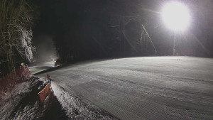 Skiareál Karolinka - Prostřední část sjezdovky a snowpark - 7.1.2026 v 23:25 Skiareál Karolinka - Prostřední část sjezdovky a snowpark - 7.1.2026 v 23:25