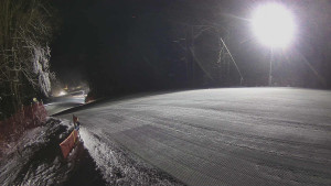 Skiareál Karolinka - Prostřední část sjezdovky a snowpark - 7.1.2026 v 23:45 Skiareál Karolinka - Prostřední část sjezdovky a snowpark - 7.1.2026 v 23:45