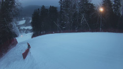 Prostřední část sjezdovky a snowpark