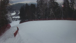 Prostřední část sjezdovky a snowpark