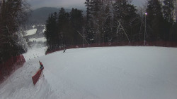 Prostřední část sjezdovky a snowpark