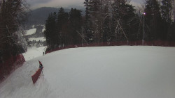 Prostřední část sjezdovky a snowpark