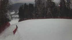 Prostřední část sjezdovky a snowpark