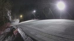 Prostřední část sjezdovky a snowpark