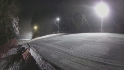 Prostřední část sjezdovky a snowpark