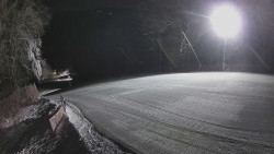 Prostřední část sjezdovky a snowpark