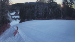 Prostřední část sjezdovky a snowpark