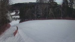Prostřední část sjezdovky a snowpark