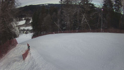 Prostřední část sjezdovky a snowpark
