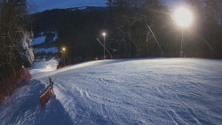Prostřední část sjezdovky a snowpark