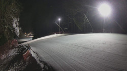 Prostřední část sjezdovky a snowpark