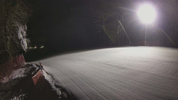 Prostřední část sjezdovky a snowpark