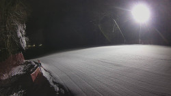 Prostřední část sjezdovky a snowpark