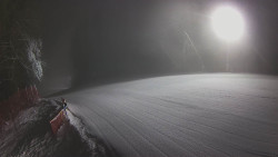 Prostřední část sjezdovky a snowpark